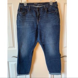 Old Navy Curvy profile mid-rise dark jeans